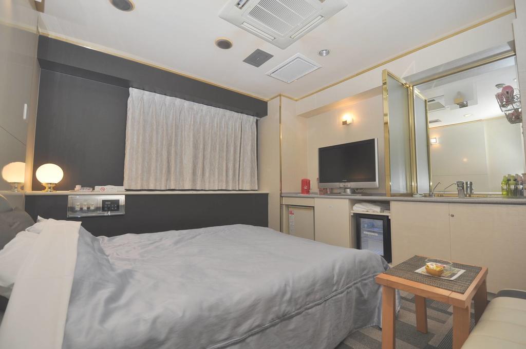 Hotel Boston Club (Adults Only) Tokyo Exterior photo